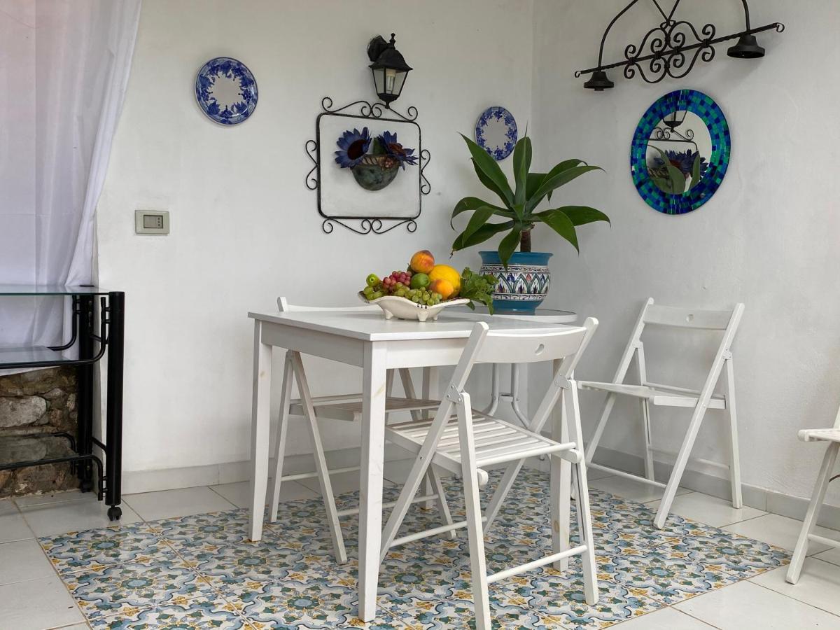 טאורמינה Villa Don Mimi Guarnaschelli La Dependace מראה חיצוני תמונה